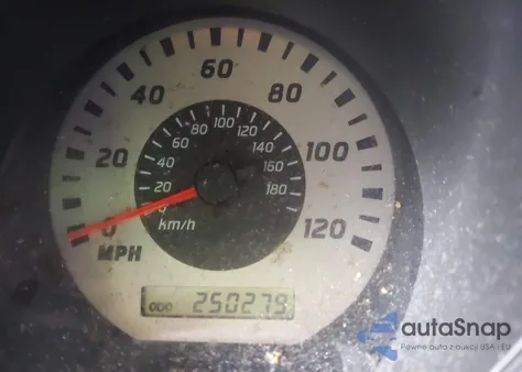 2004 Nissan Xterra Xe z USA, uszkodzony, nr VIN 5N1ED28Y14C655669